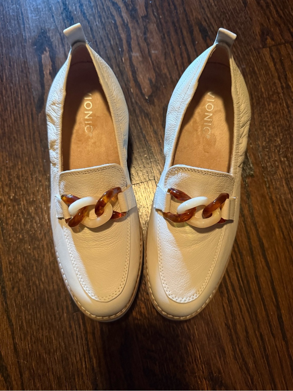 Vionic Cynthia Cream Leather Loafers with Tortoiseshell-Style Chain Accent